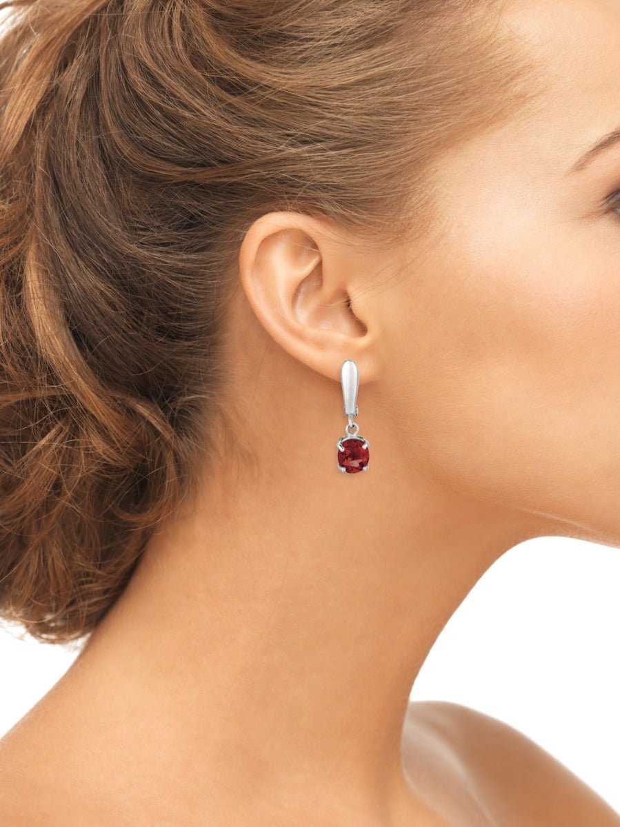 Sterling Silver Oval Garnet Drop Earrings (3.20.cts.tw) - JewelryNest