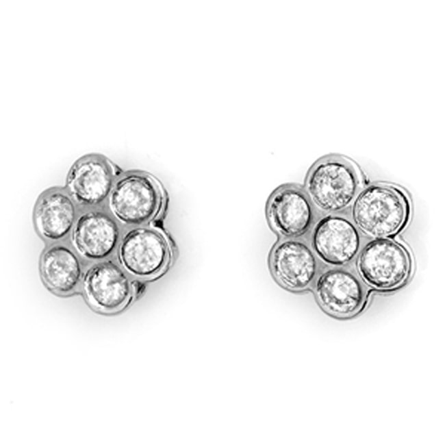 14k Solid Gold Diamond Mid Size Flower Earrings (1.40.cts.tw) - JewelryNest