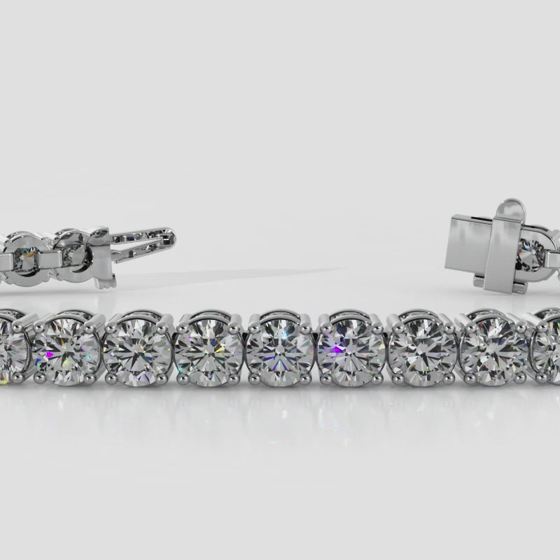 Statement Luxury: Why Every Jewelry Lover Needs a Lab-Grown Diamond Tennis Bracelet - JewelryNest