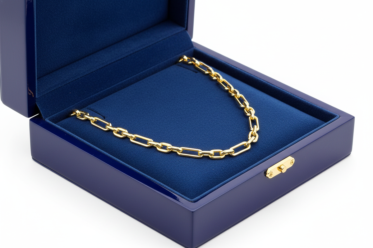 14K Gold Alternating Paperclip Links Chain in Royal Blue Wooden Box