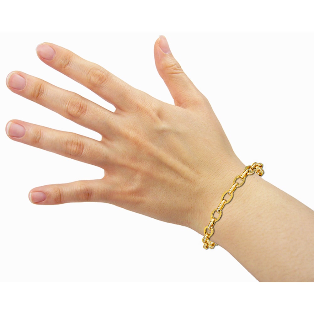 14k Yellow Solid Gold Diamonds Oval Link Bracelet On Woman Hand (1.86.cts.tw)