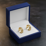 Caviar Huggie 6.47 - Jewelry Box