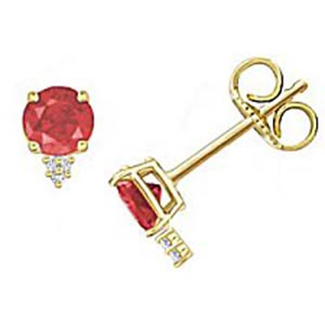 14k Gold Round Ruby Diamond Stud (0.56.ct.tw)