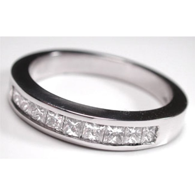 14k Gold Princess Cut Diamond Band (1.10 cts.tw)