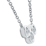 14k White Gold Three Stone Diamond Pyramid Necklace (0.30.ct.tw)