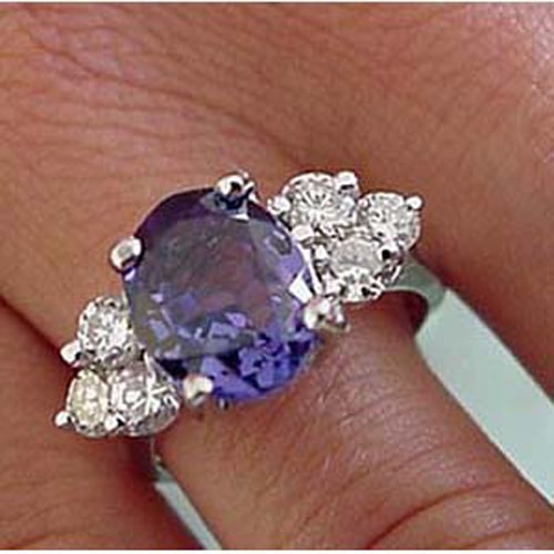 14k Gold Oval Tanzanite Diamond Ring (4.0.cts.tw)