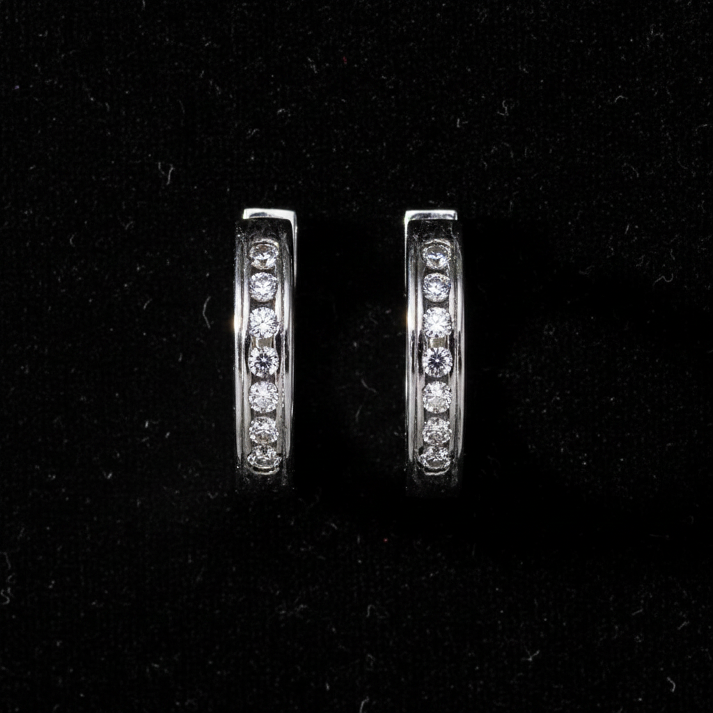 Round Diamond Huggie 0.44 WG - Flat Lay