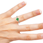 14k Emerald-Green Solitaire Diamond Ring On Woman Hand (0.90.ct.tw)