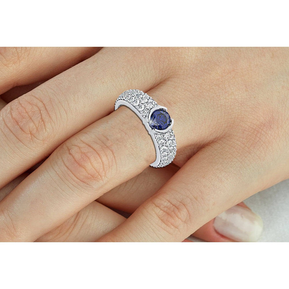 14k Gold Round Sapphire Diamond Ring On Woman Hand (1.33.cts.tw)