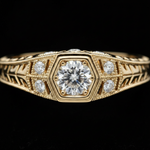 Vintage Round-Cut Ring - Close Up